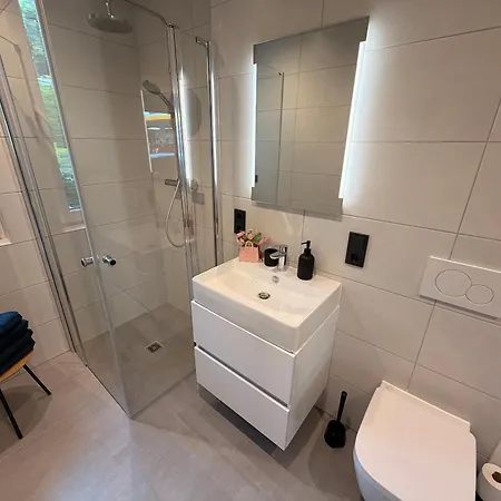 Apartment 2 *