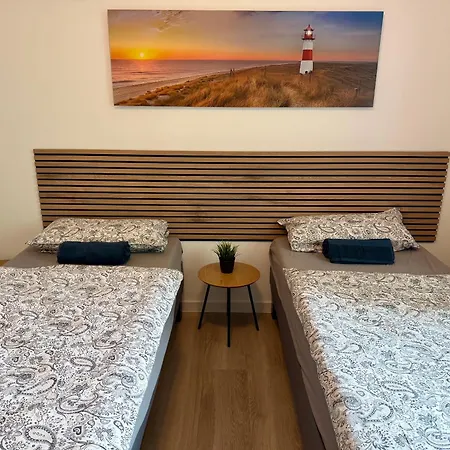 2 Apartment *